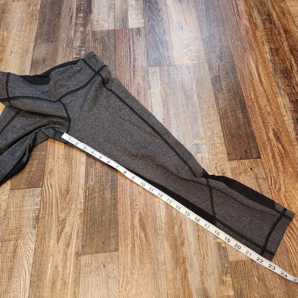 Lululemon Pace Rival Crop Giant Herringbone Black Heathered Black / Black Size 6